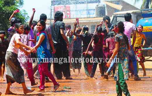 Celebrating Holi with the under privileged kids